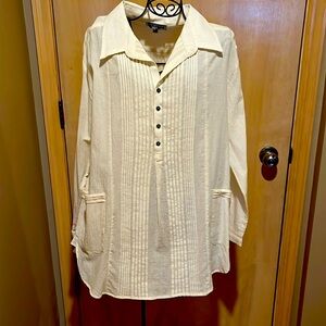 Beige gauze tunic
Never worn